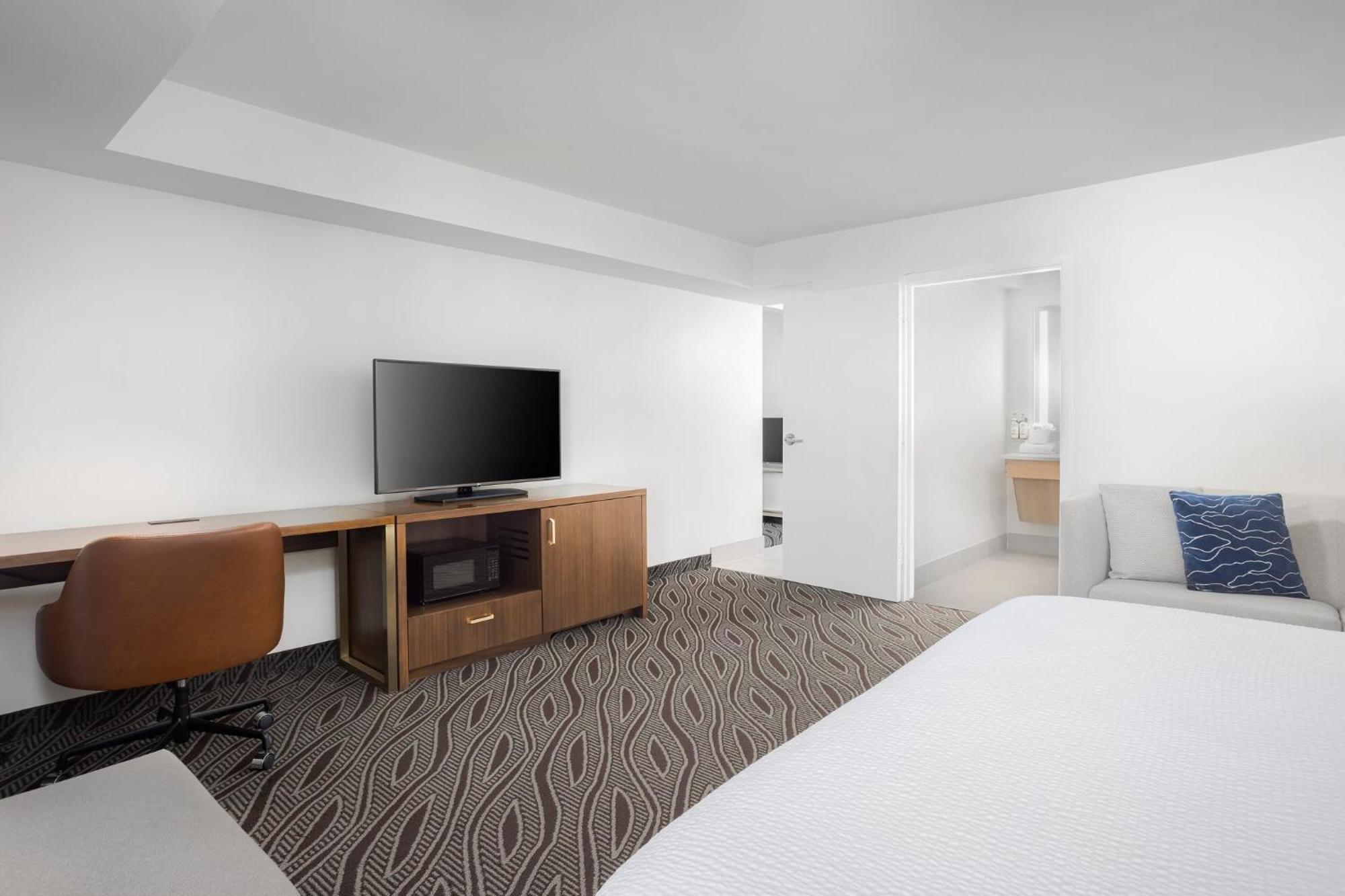 Holiday Inn Resort Oceanfront At Surfside Beach By Ihg מראה חיצוני תמונה